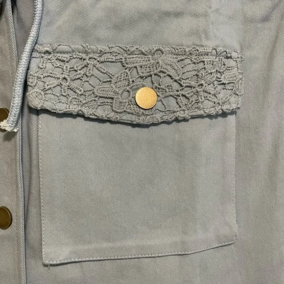 ANDTHEWHY Baby Blue 4 Pocket Vest - Picture 4 of 4